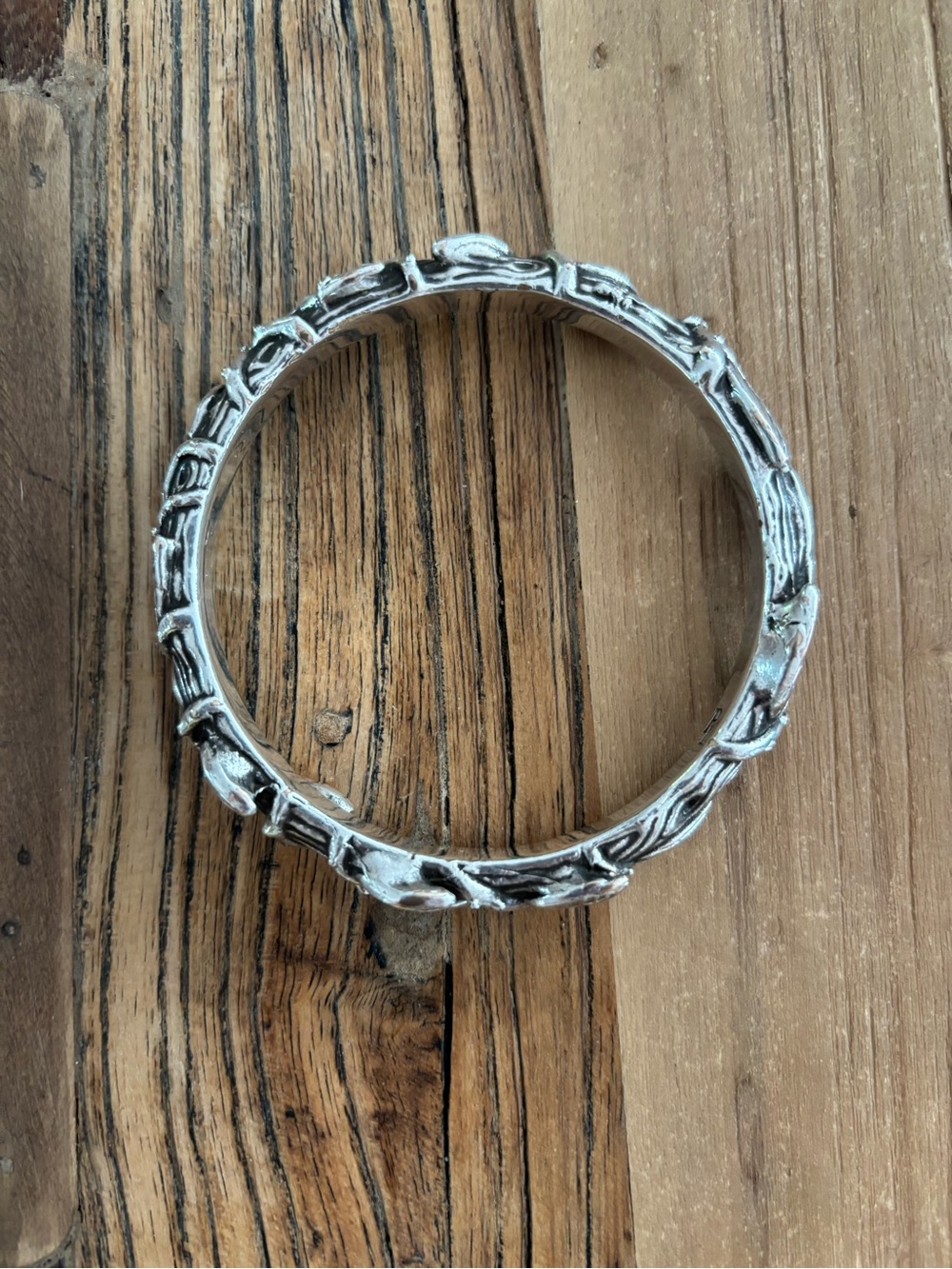 Pamela Love Silver Leaf Vine Bangle Bracelet - Picture 3 of 10